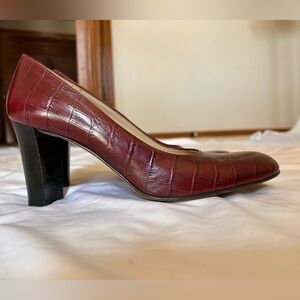 Luxury Italian Burgundy Leather Croc Heels Size 7.5M